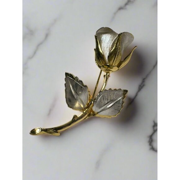 Giovanni Brushed Gold and Silver Tone Rose Flower Signed Vintage Brooch Pin - Picture 1 of 6